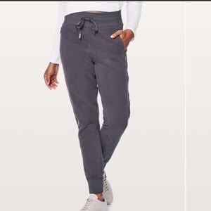 Lululemon Get Going Joggers Size 2 Gray Lounge Athletic Travel Pant Faded Pants